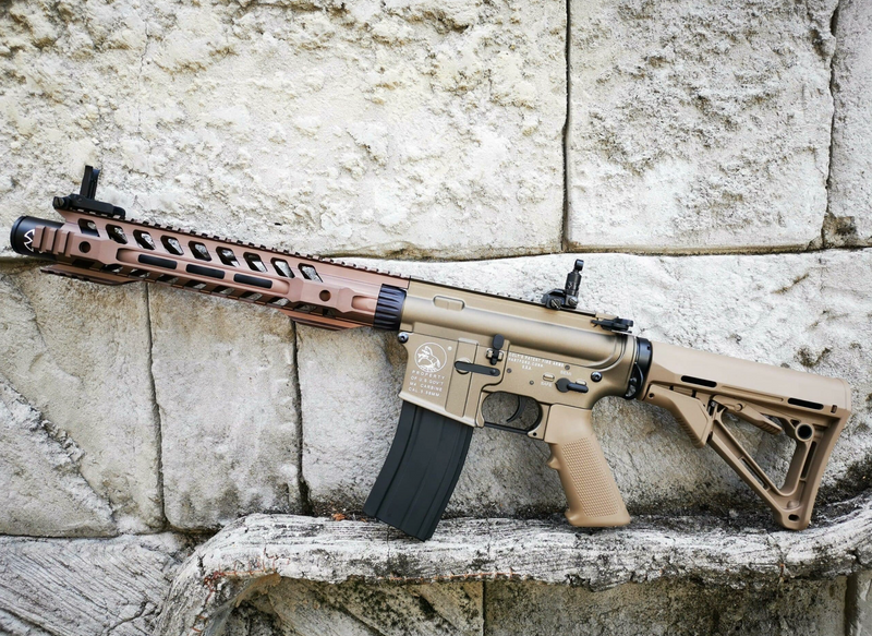 DOUBLE BELL M4 12″ Handguard metal gel blaster AEG (Colour: Sand)